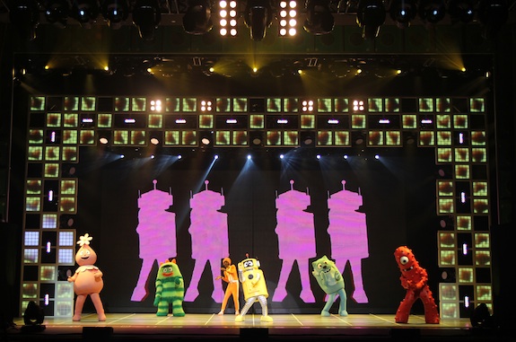 Photo 7 in 'Yo Gabba Gabba! LIVE!: There's a Party in My City!' gallery showcasing lighting design by Mike Baldassari of Mike-O-Matic Industries LLC